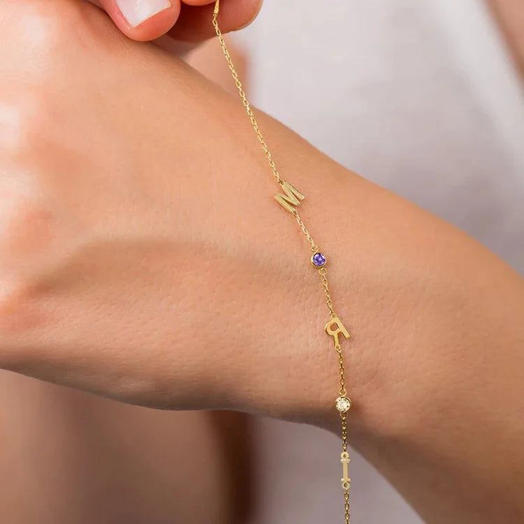 Gepersonaliseerde armband met naam en geboortesteen