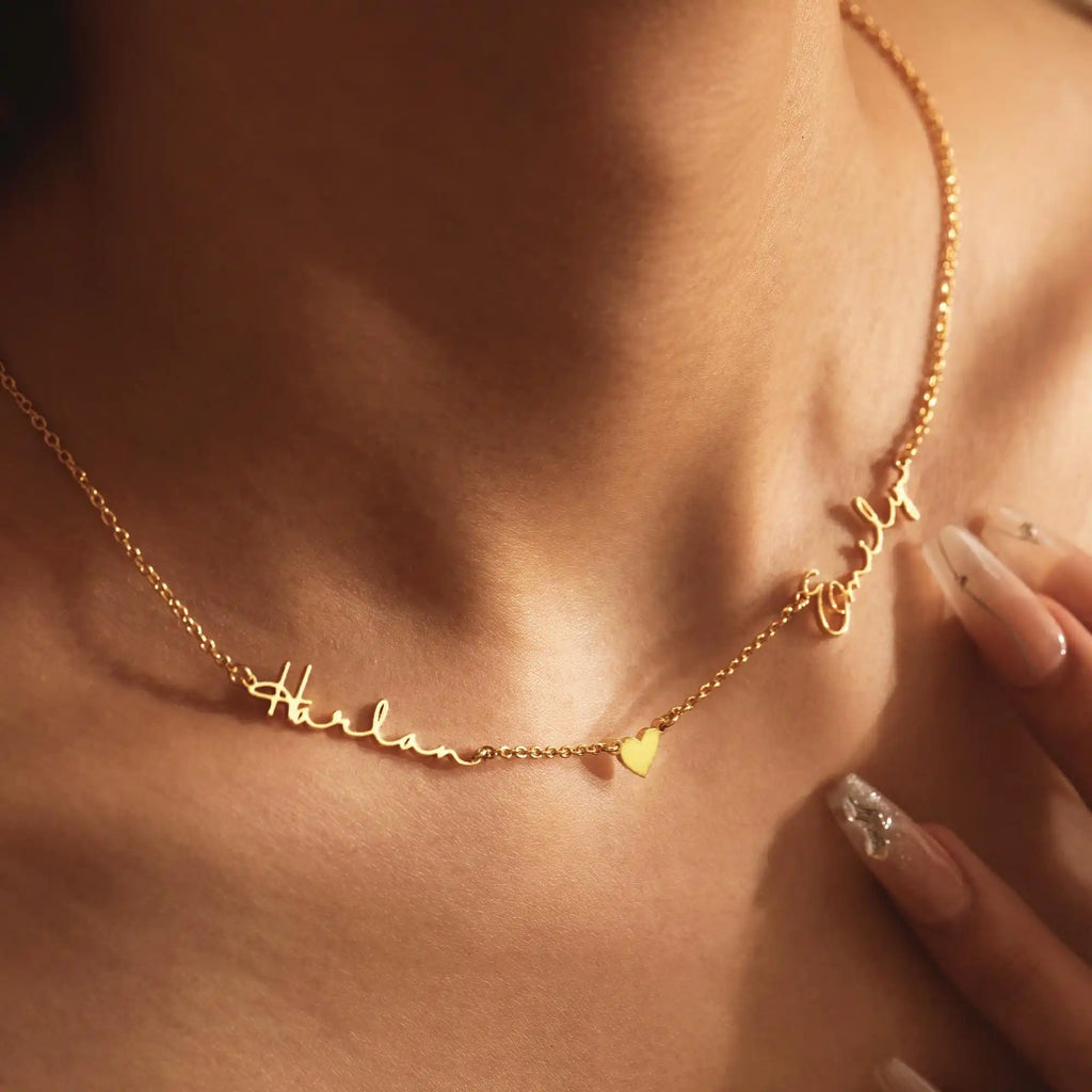 Gepersonaliseerde hartvormige hangerketting met twee namen
