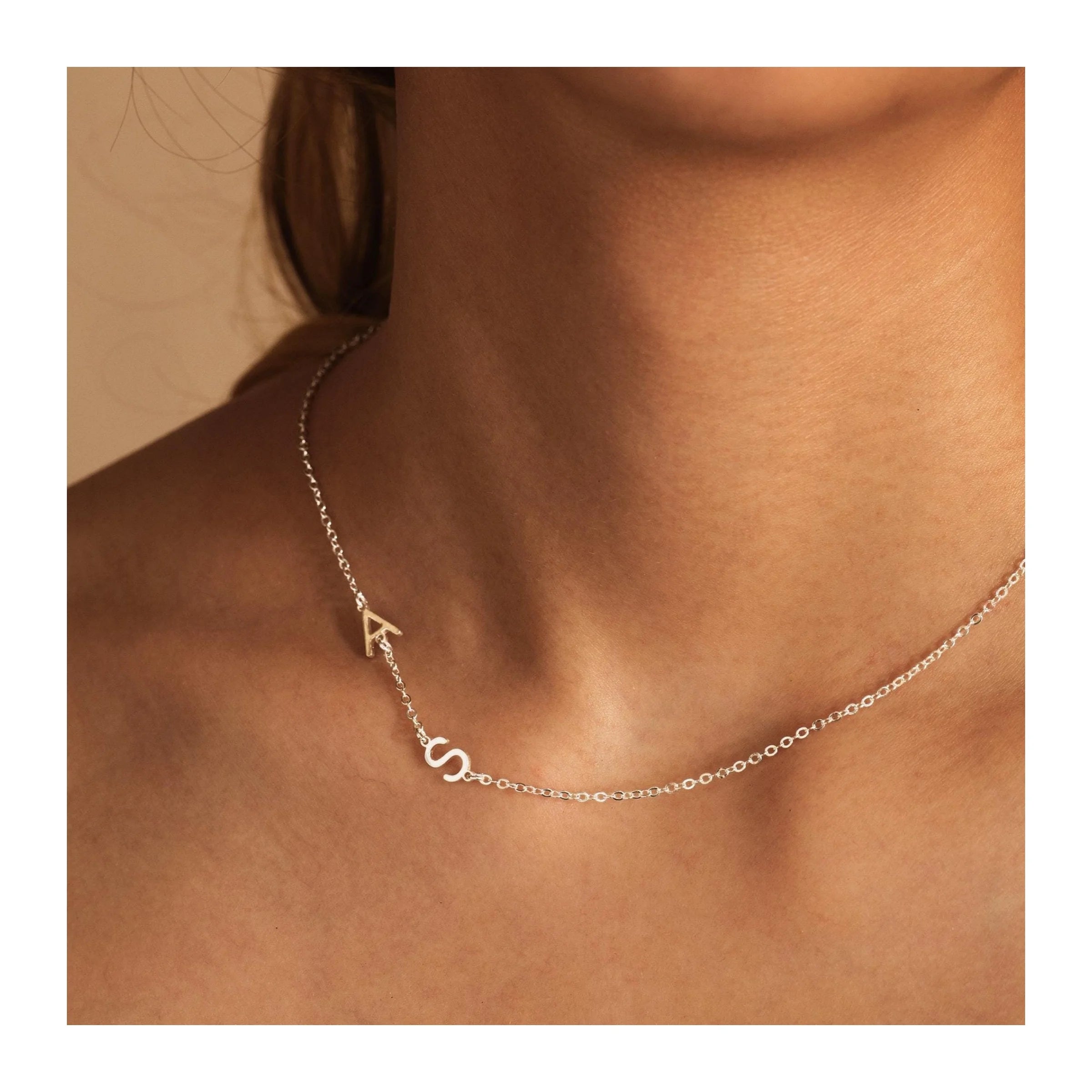 Gepersonaliseerde ketting met naamletter